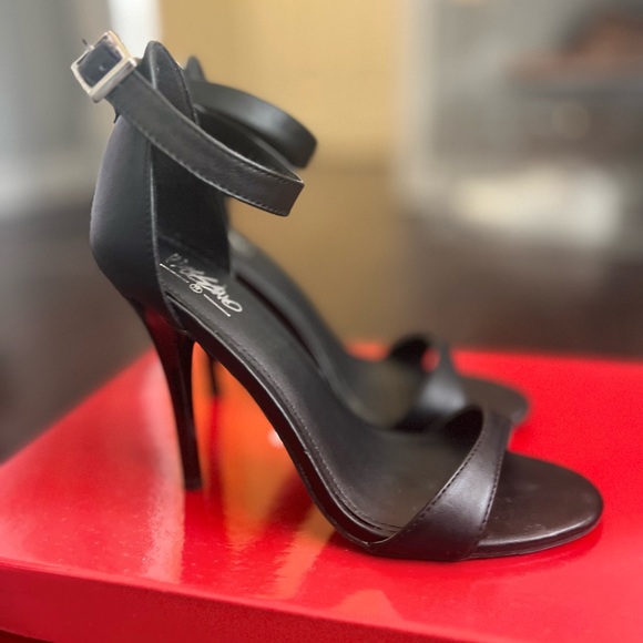 Black Ankle Strap Heels - Picture 3 of 6